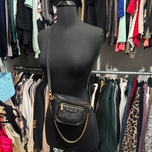 Louis Vuitton bumbag black